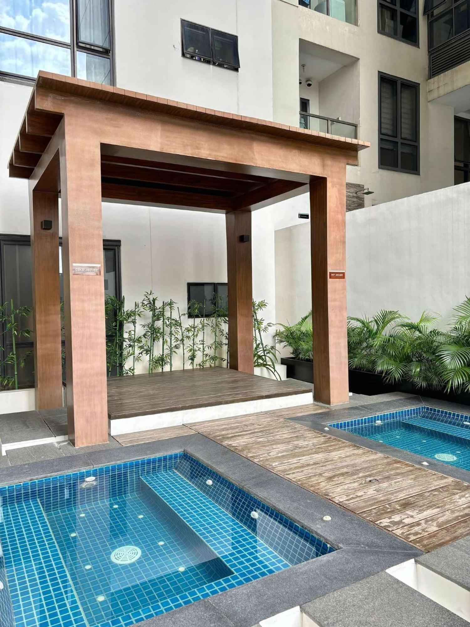 Greenbelt Hamilton Tower 1 Legazpi Makati City Kültér fotó