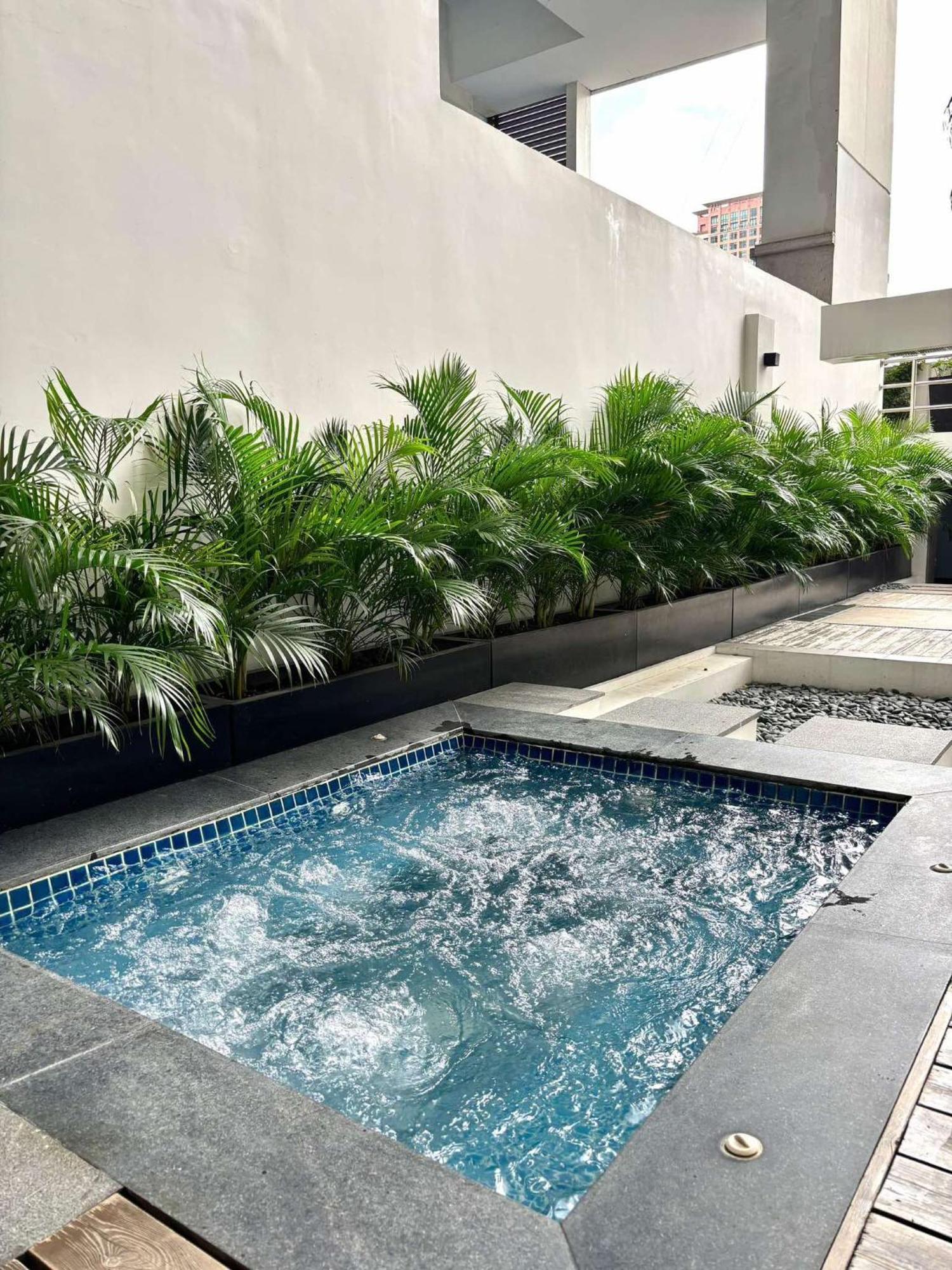 Greenbelt Hamilton Tower 1 Legazpi Makati City Kültér fotó