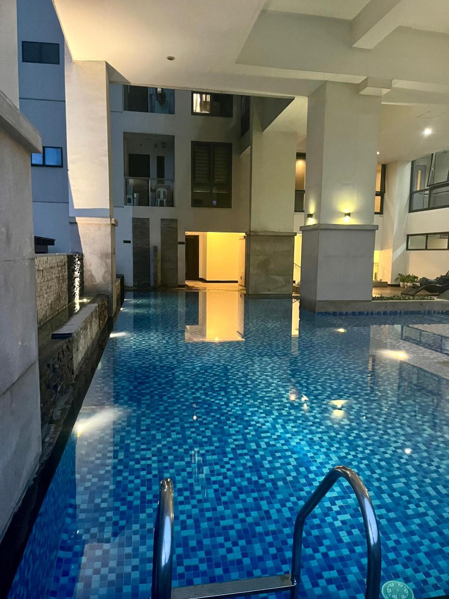 Greenbelt Hamilton Tower 1 Legazpi Makati City Kültér fotó