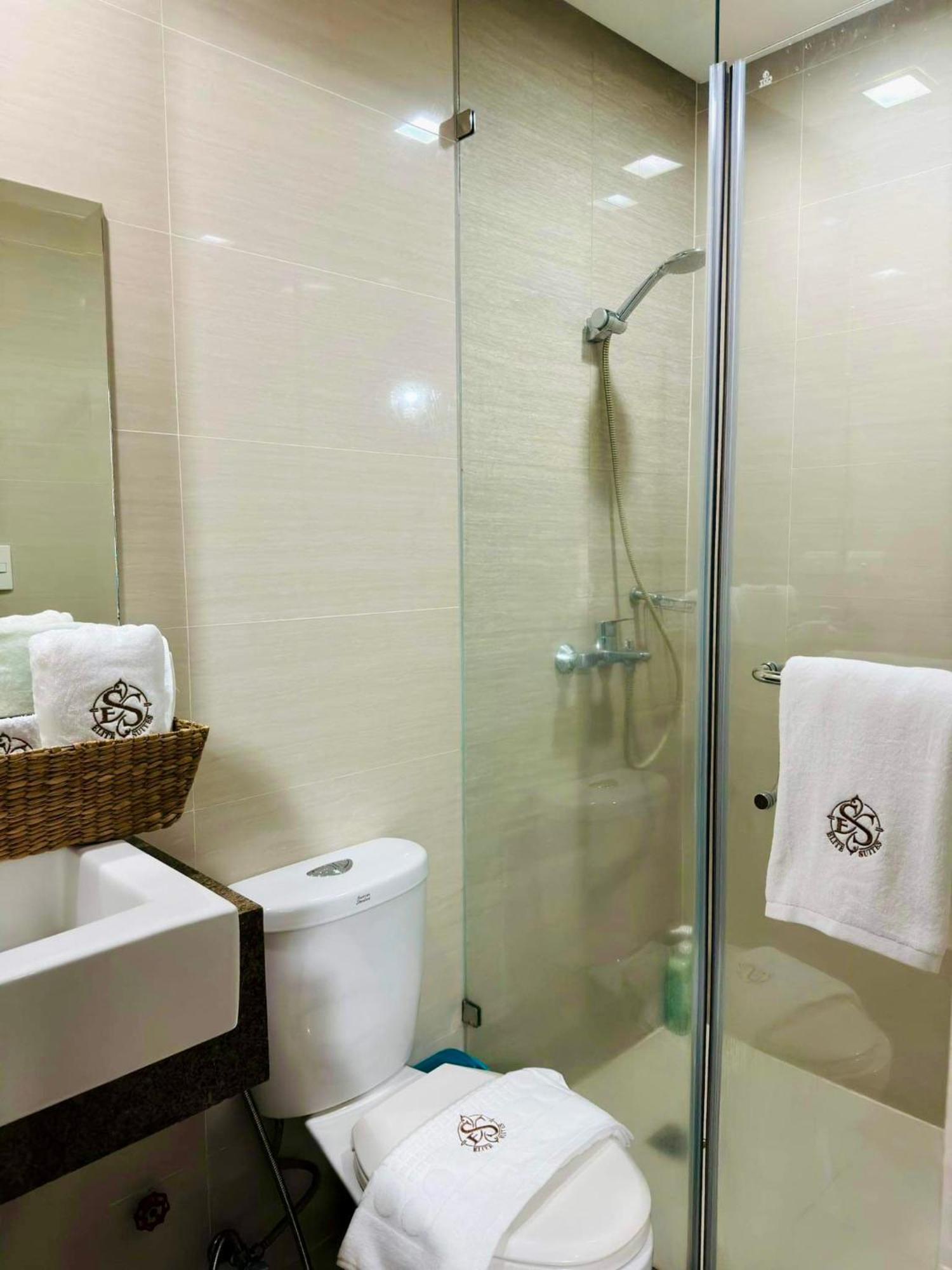 Greenbelt Hamilton Tower 1 Legazpi Makati City Kültér fotó