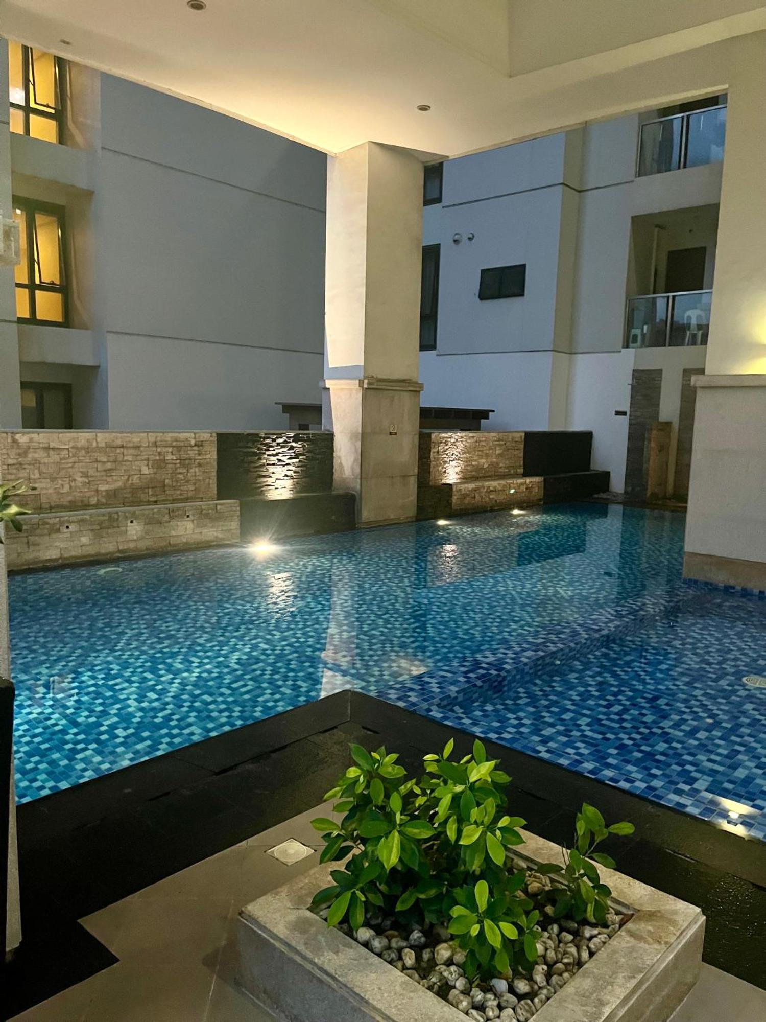 Greenbelt Hamilton Tower 1 Legazpi Makati City Kültér fotó